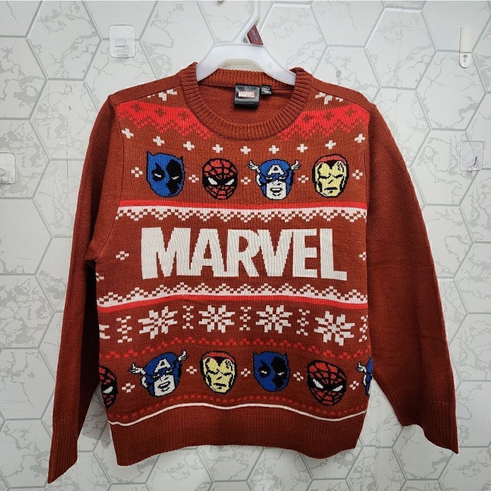 Nwt Marvel Boys Avengers Graphic Holiday Christmas Crew Neck Sweater